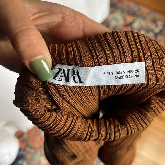 Zara turtleneck cropped top - Picture 4 of 4